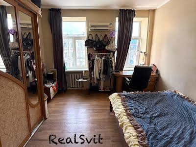 квартира за адресою Бессарабська пл., 7