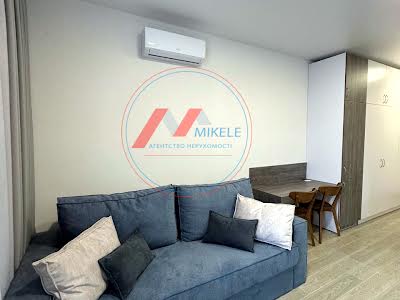 квартира за адресою Залізнична вул., 32