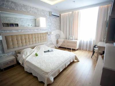 квартира по адресу Институтская ул., 18