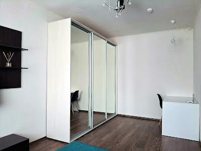 квартира за адресою Бориса Гмирі вул., 16а