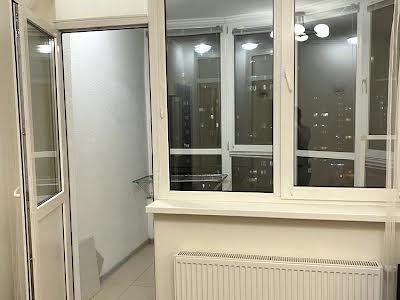 квартира за адресою Василя Симоненка вул., 5