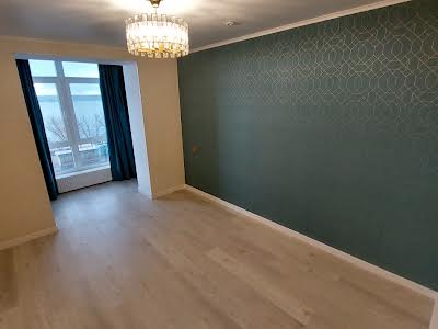 квартира за адресою Лазурна вул., 40/1