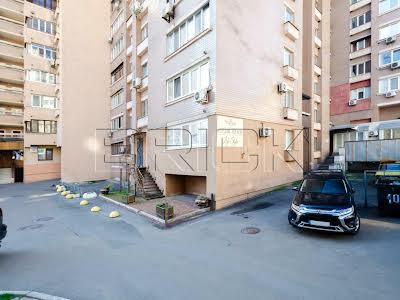 квартира за адресою Антоновича вул. (Горького), 104