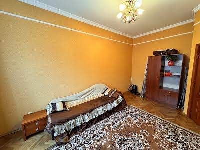 квартира за адресою Соломії Крушельницької вул., 23