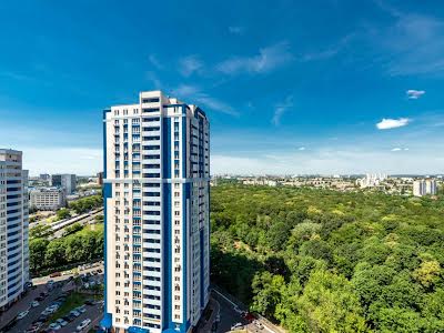 квартира за адресою Авіаконструктора Ігоря Сікорського вул. (Танкова), 1
