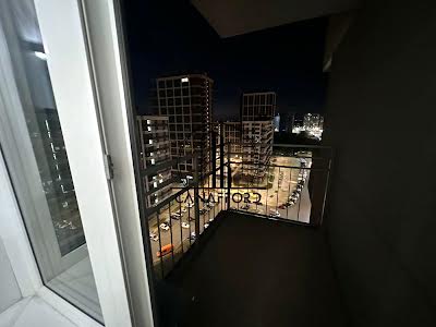 квартира за адресою Олександра Олеся вул., 4