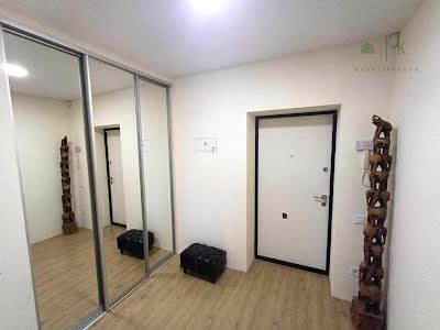 квартира за адресою Домобудівельна вул., 7