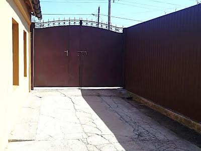 дом по адресу Карышковского Профессора ул.