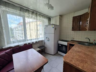 квартира по адресу Богдана Хмельницкого просп. (Героев Сталинграда), 110