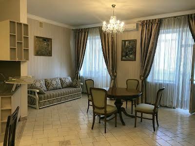 квартира за адресою Довженка вул., 6