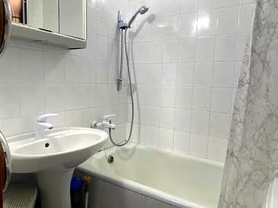 квартира за адресою Біличанська вул., 5