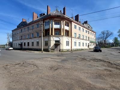 квартира по адресу Героїв ОУН-УПА ул., 1
