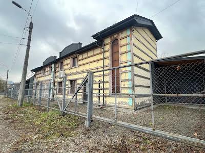 комерційна за адресою Юності вул., 120