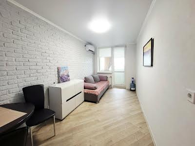 квартира за адресою Радунська вул., 30