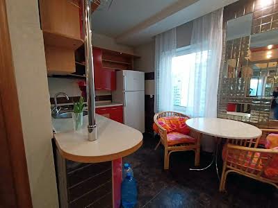 квартира по адресу Приречная ул., 37