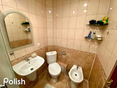 квартира за адресою Степана Тільги вул. (Революційна), 32