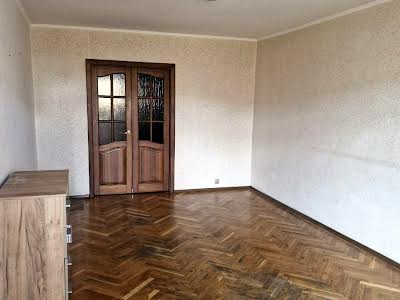 квартира по адресу Щусева ул., 34/1