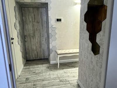 квартира по адресу Володимирська ул., 1