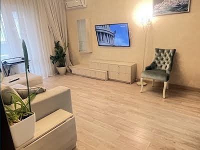 квартира за адресою Григоренка Петра просп., 36