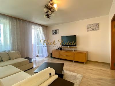 квартира за адресою Полярна вул., 8-Е