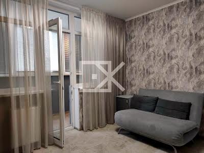 квартира за адресою Олени Пчілки вул., 7