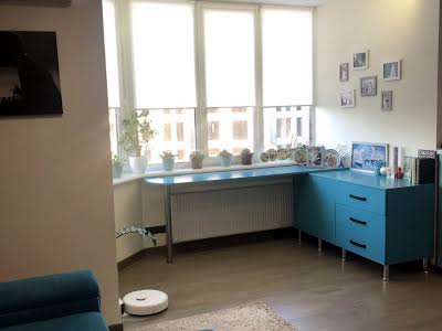 квартира за адресою Велика Кільцева вул., 9