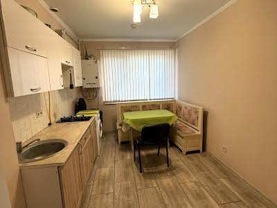 квартира за адресою Кордонна вул., 84