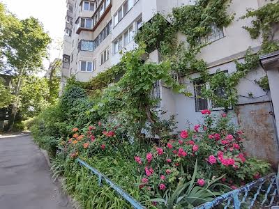 квартира за адресою Євгена Танцюри вул., 74/2