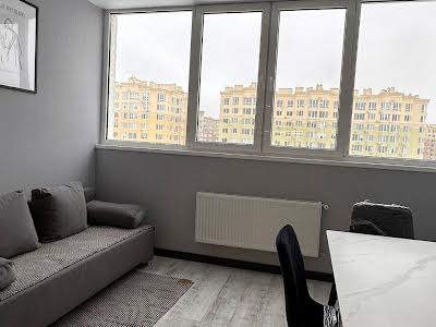 квартира за адресою Боголюбова вул., 33
