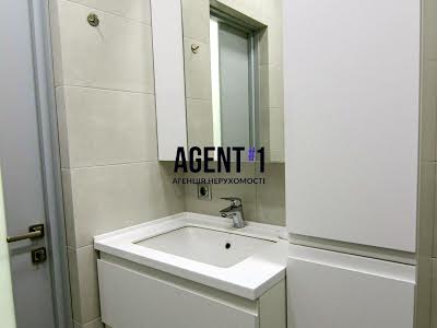 квартира за адресою вул. Соборна, 103/12