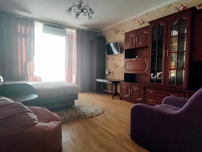 квартира за адресою Княгині Ольги вул., 22