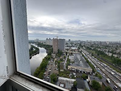 квартира за адресою Соборності просп. (Возз'єднання), 30а