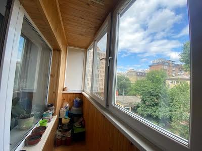 квартира за адресою Жилянська вул., 76