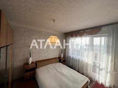 квартира за адресою Композитора Лятошинського вул., 12
