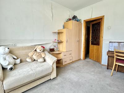 квартира за адресою Нескорених вул., 31б