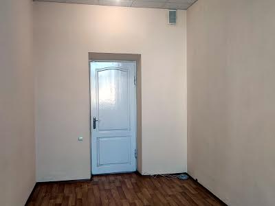 комерційна за адресою по Яворницького, 65