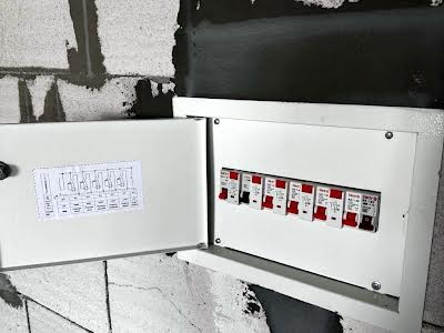 квартира за адресою Озерна вул., 27А