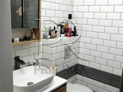 квартира за адресою Амосова вул., 55