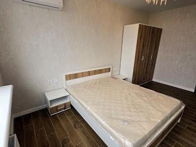 квартира за адресою Всеволода Змієнка вул., 34/21