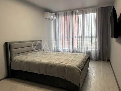 квартира за адресою Степана Бандери просп., 32-Д