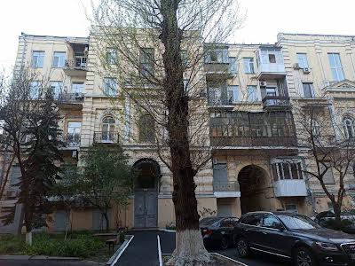 квартира по адресу Антоновича, 14Б