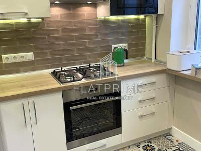 квартира за адресою Русанівський бульв., 5