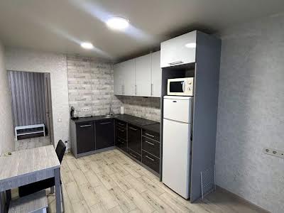 квартира за адресою Гвардійців Широнінців, 72А