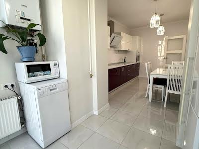 квартира за адресою Садова вул., 1в