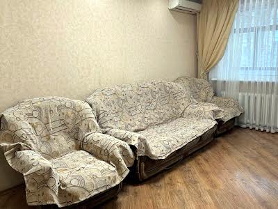 квартира за адресою Академіка Філатова вул., 33