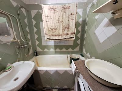 квартира за адресою Рональда Рейгана вул., 32