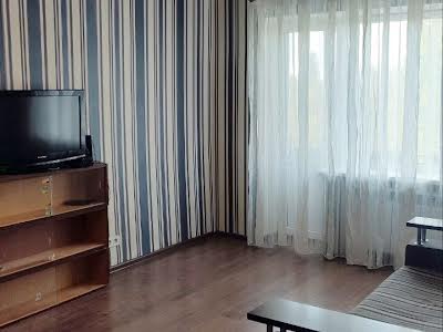 квартира за адресою Роторна вул., 6