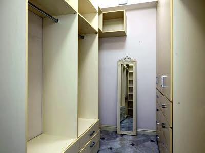 будинок за адресою с. Вишеньки, Набережна