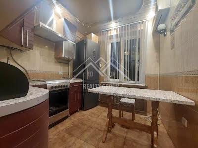 квартира по адресу Степана Тильгы ул., 65
