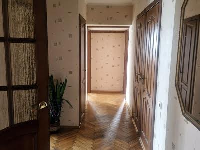 квартира по адресу Щусева ул., 34/1